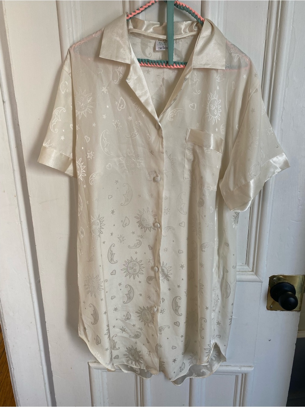 Vintage y2k Button-Up Long Sleep Shirt / Nightgown with Sun & Moon Print